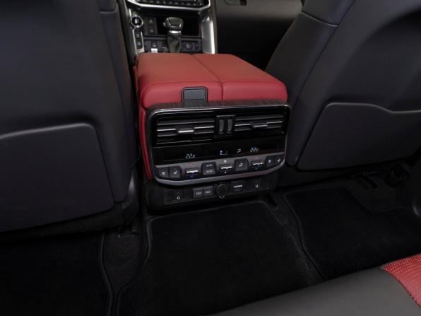 Toyota Land Cruiser 300 Series с пробегом 2025 года, цена 14 200 000 рублей, 50 км, внедорожник, Автокод Объявления
