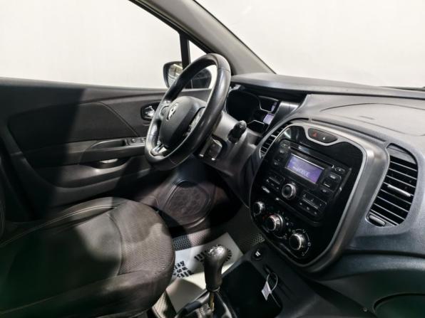 Renault Kaptur I с пробегом 2016 года, цена 985 000 рублей, 253516 км, внедорожник, Автокод Объявления