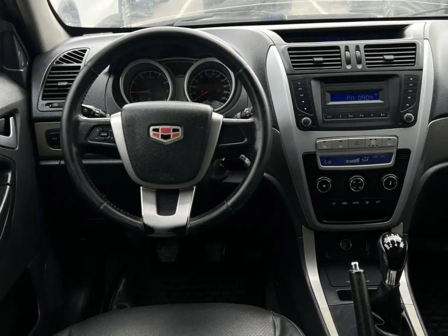 Geely Emgrand X7 I Волгоград  - изображение 16
