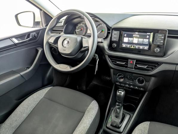 Skoda Rapid II с пробегом 2021 года, цена 1 269 000 рублей, 176346 км, лифтбек, Автокод Объявления