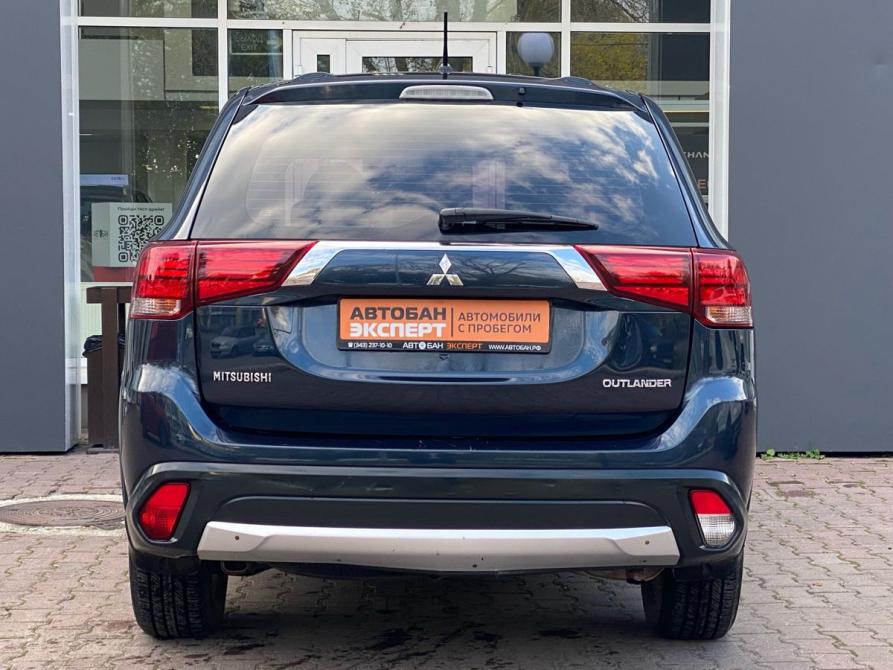 Mitsubishi Outlander III Рестайлинг 2 Екатеринбург  - изображение 4