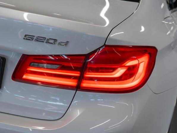 BMW 5 серии VII (G30/G31/G38) с пробегом 2017 года, цена 3 150 000 рублей, 104139 км, седан, Автокод Объявления