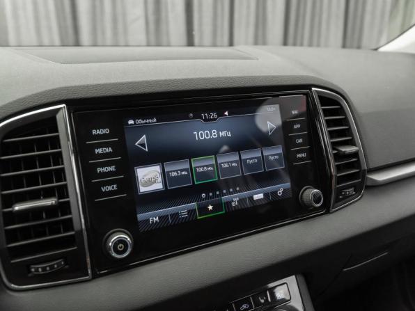 Skoda Karoq I с пробегом 2020 года, цена 2 830 000 рублей, 51578 км, внедорожник, Автокод Объявления