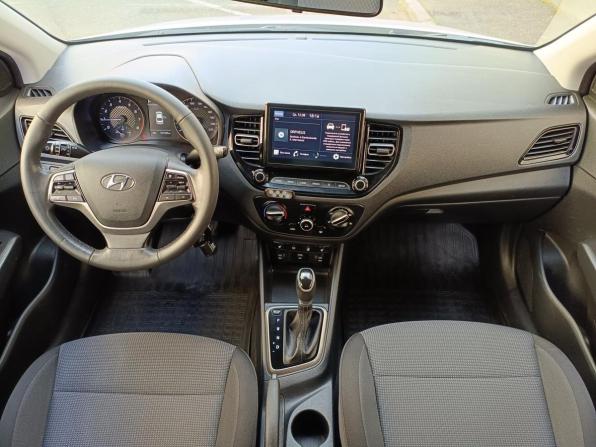 Hyundai Solaris II Рестайлинг с пробегом 2022 года, цена 1 239 000 рублей, 161322 км, седан, Автокод Объявления