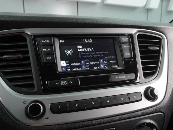 Hyundai Solaris II с пробегом 2018 года, цена 1 245 000 рублей, 167613 км, седан, Автокод Объявления