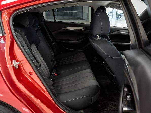 Mazda 6 III (GJ) Рестайлинг 2 с пробегом 2019 года, цена 2 210 000 рублей, 171996 км, седан, Автокод Объявления