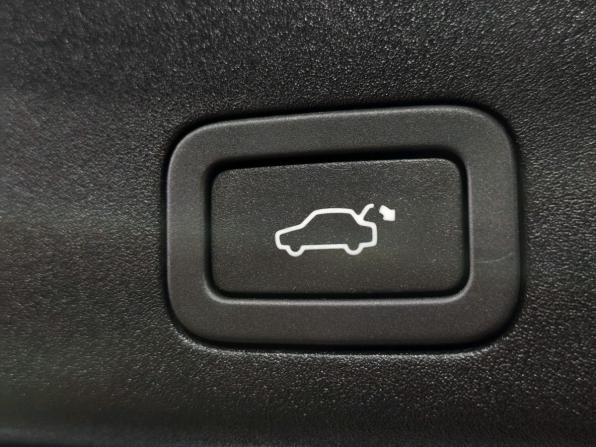 Jaguar XJ IV (X351) с пробегом 2013 года, цена 1 700 000 рублей, 135135 км, седан, Автокод Объявления