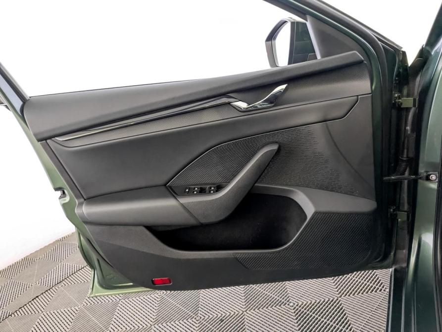 Skoda Octavia IV (A8) Москва  - изображение 19