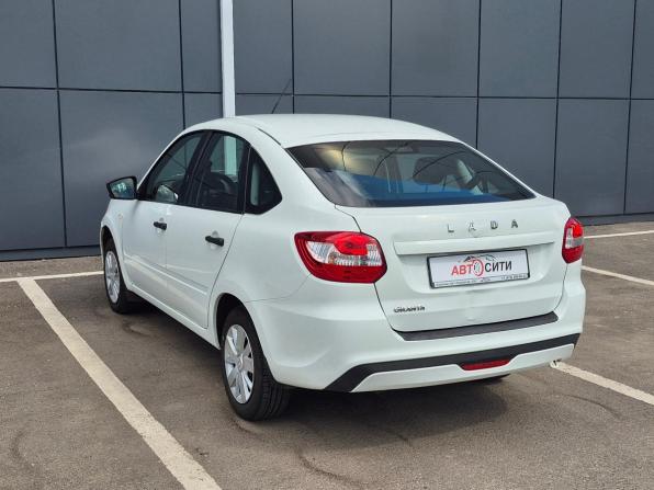Lada (ВАЗ) Granta I Рестайлинг с пробегом 2020 года, цена 591 000 рублей, 120000 км, хэтчбек, Автокод Объявления