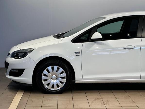 Opel Astra J Рестайлинг с пробегом 2013 года, цена 790 000 рублей, 119622 км, хэтчбек, Автокод Объявления