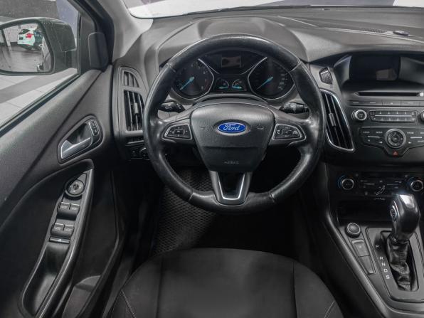 Ford Focus III Рестайлинг с пробегом 2015 года, цена 949 900 рублей, 97500 км, универсал, Автокод Объявления