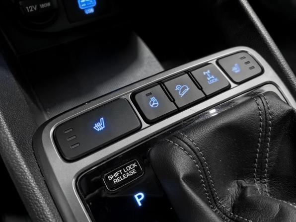 Hyundai Creta I Рестайлинг с пробегом 2021 года, цена 2 350 000 рублей, 51447 км, внедорожник, Автокод Объявления