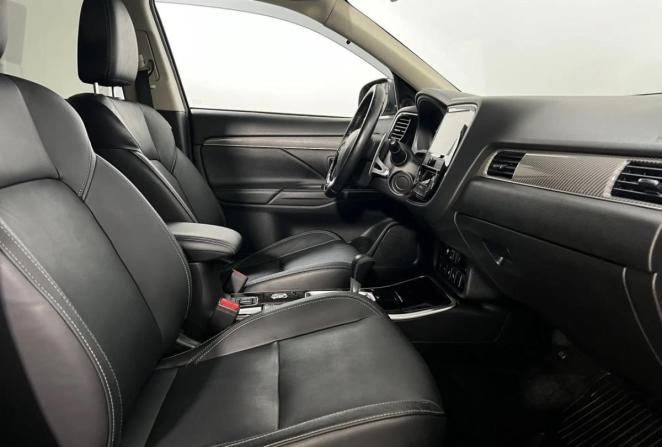 Mitsubishi Outlander III Рестайлинг 3 с пробегом 2019 года, цена 2 650 000 рублей, 155260 км, внедорожник, Автокод Объявления