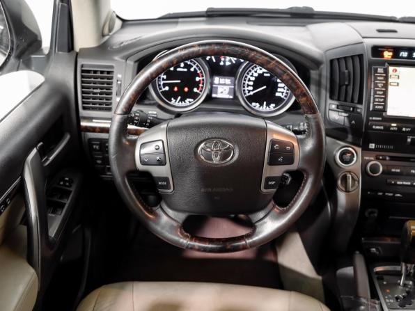 Toyota Land Cruiser 200 Series с пробегом 2011 года, цена 3 570 000 рублей, 222831 км, внедорожник, Автокод Объявления