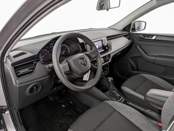 Skoda Rapid II с пробегом 2021 года, цена 1 565 000 рублей, 72302 км, лифтбек, Автокод Объявления