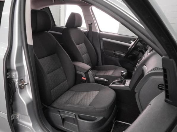 Skoda Octavia II (A5) Рестайлинг с пробегом 2012 года, цена 954 000 рублей, 208938 км, лифтбек, Автокод Объявления