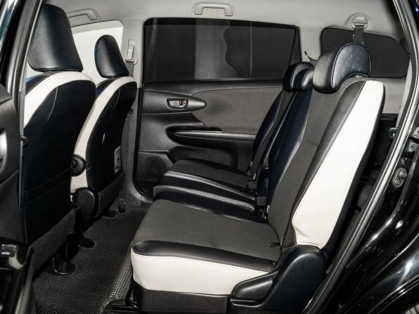 Toyota Wish II Рестайлинг с пробегом 2016 года, цена 1 600 000 рублей, 94949 км, минивэн, Автокод Объявления