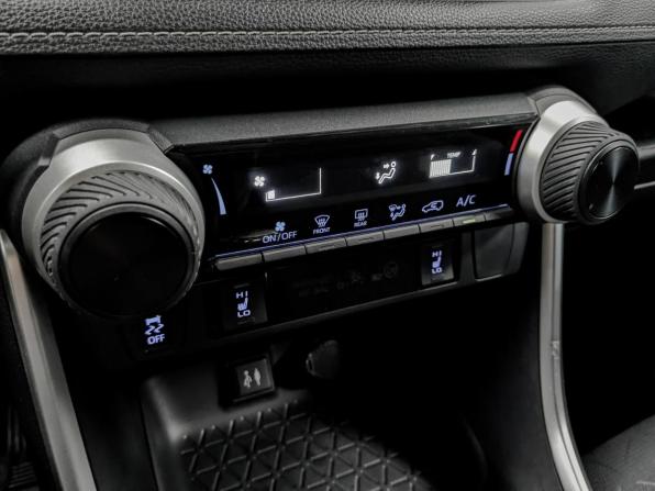 Toyota RAV4 V (XA50) с пробегом 2020 года, цена 2 800 000 рублей, 64300 км, внедорожник, Автокод Объявления