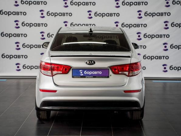 Kia Rio III Рестайлинг с пробегом 2015 года, цена 945 000 рублей, 185875 км, седан, Автокод Объявления