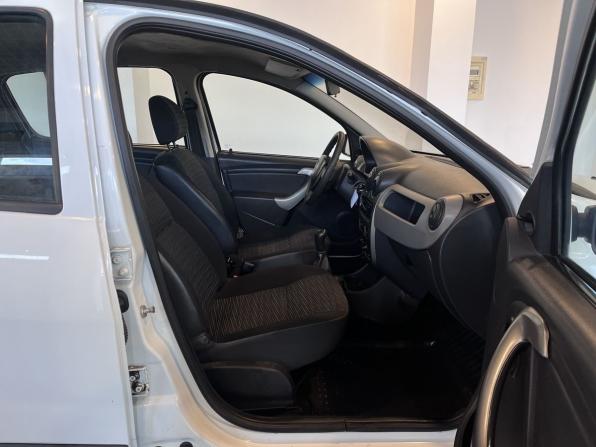 Renault Sandero I с пробегом 2013 года, цена 570 000 рублей, 120053 км, хэтчбек, Автокод Объявления