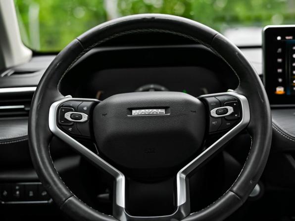 Haval Jolion I Рестайлинг с пробегом 2024 года, цена 1 970 000 рублей, 56449 км, внедорожник, Автокод Объявления