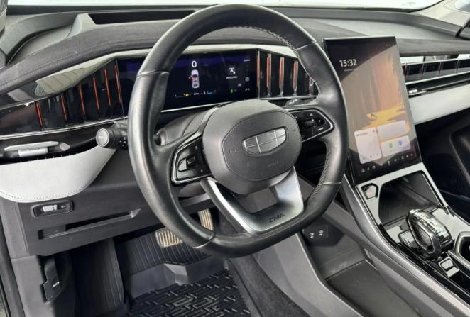 Geely Atlas II с пробегом 2024 года, цена 2 519 000 рублей, 41063 км, внедорожник, Автокод Объявления