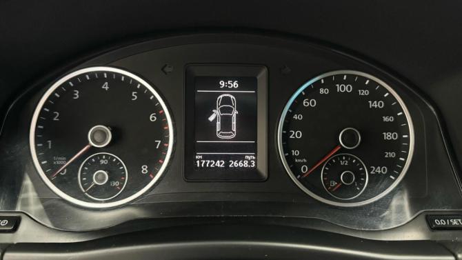 Volkswagen Tiguan I Рестайлинг с пробегом 2016 года, цена 1 650 000 рублей, 177215 км, внедорожник, Автокод Объявления