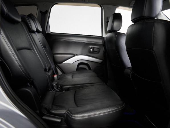 Mitsubishi Outlander II Рестайлинг с пробегом 2012 года, цена 980 000 рублей, 211154 км, внедорожник, Автокод Объявления