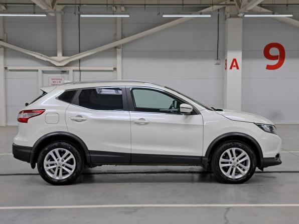 Nissan Qashqai II с пробегом 2017 года, цена 1 530 000 рублей, 140810 км, внедорожник, Автокод Объявления