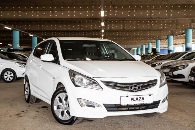 Hyundai Solaris I Рестайлинг с пробегом 2015 года, цена 999 000 рублей, 205368 км, хэтчбек, Автокод Объявления
