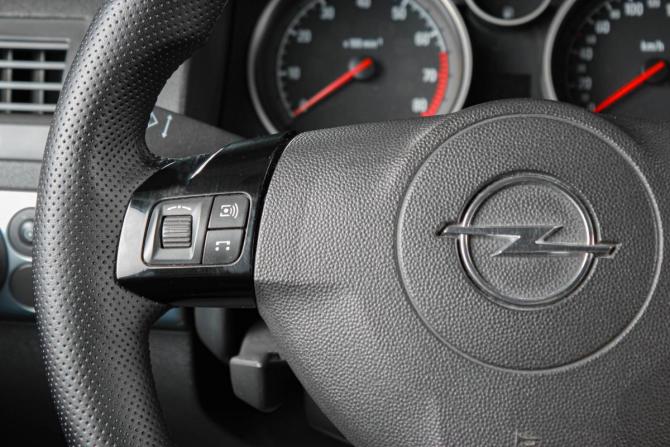 Opel Astra H Рестайлинг с пробегом 2007 года, цена 549 000 рублей, 236000 км, хэтчбек, Автокод Объявления