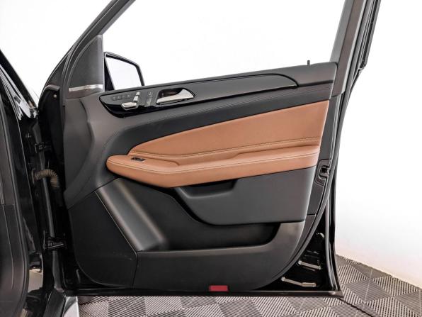 Mercedes-Benz GLE I (W166) с пробегом 2018 года, цена 4 277 500 рублей, 139770 км, внедорожник, Автокод Объявления