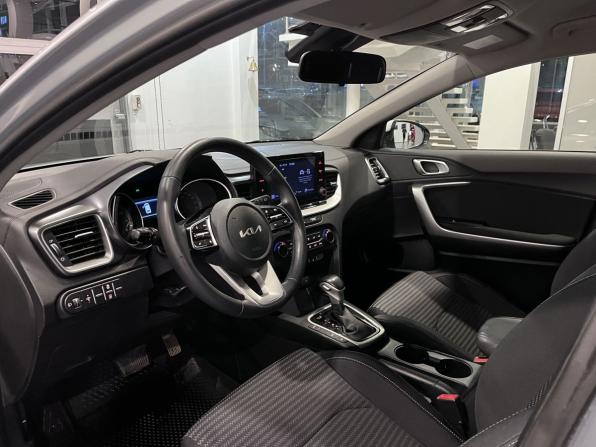 Kia Ceed III Рестайлинг с пробегом 2022 года, цена 2 383 000 рублей, 77739 км, универсал, Автокод Объявления