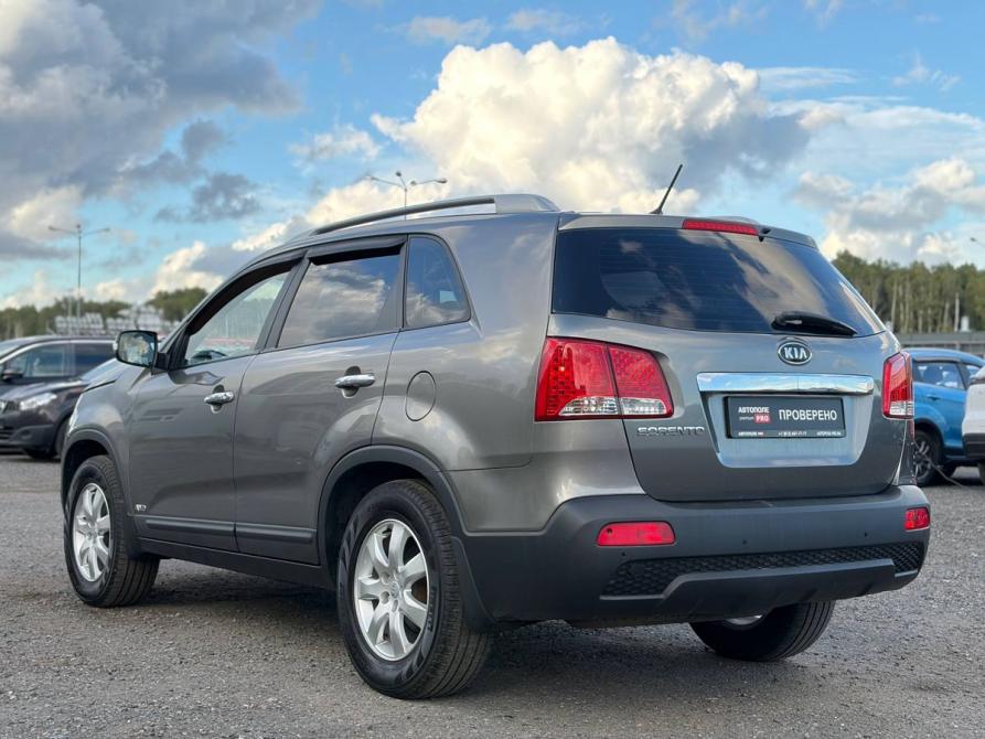 Kia Sorento II Рестайлинг Санкт-Петербург  - изображение 4