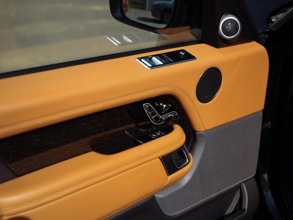 Land Rover Range Rover IV Рестайлинг с пробегом 2020 года, цена 8 600 000 рублей, 110115 км, внедорожник, Автокод Объявления
