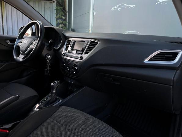 Hyundai Solaris II с пробегом 2019 года, цена 1 453 800 рублей, 90675 км, седан, Автокод Объявления