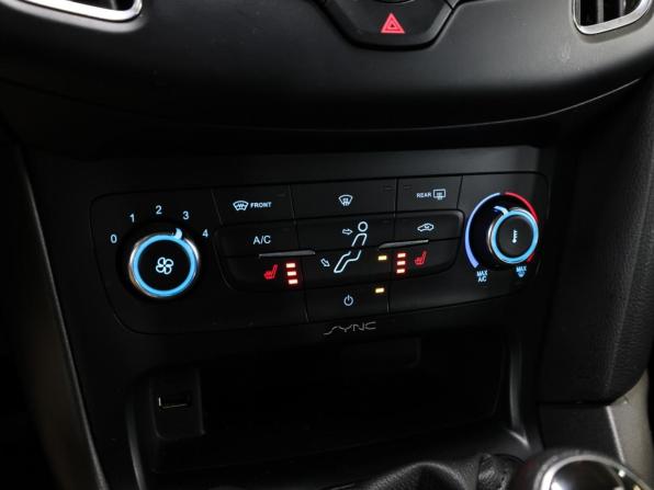 Ford Focus III Рестайлинг с пробегом 2016 года, цена 898 000 рублей, 104261 км, хэтчбек, Автокод Объявления