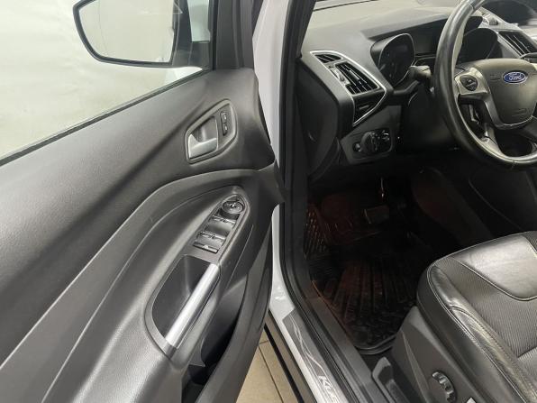 Ford Kuga II с пробегом 2013 года, цена 1 270 000 рублей, 142408 км, внедорожник, Автокод Объявления