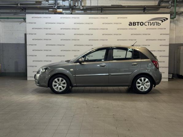 Kia Rio II Рестайлинг с пробегом 2010 года, цена 469 000 рублей, 180000 км, хэтчбек, Автокод Объявления