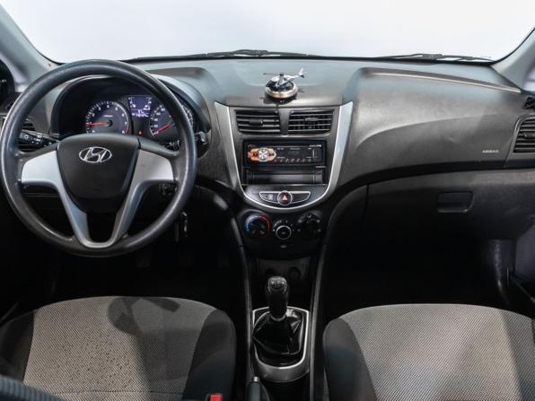 Hyundai Solaris I с пробегом 2012 года, цена 710 000 рублей, 147000 км, хэтчбек, Автокод Объявления
