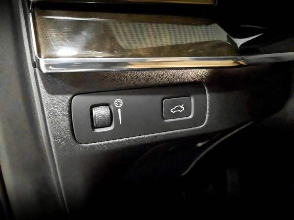 Volvo XC90 II с пробегом 2017 года, цена 3 550 000 рублей, 157203 км, внедорожник, Автокод Объявления