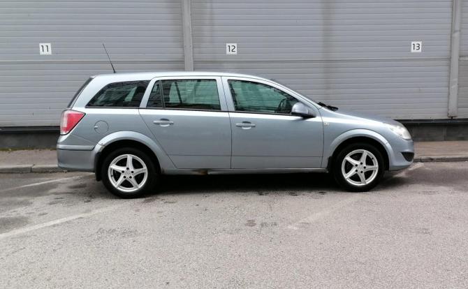 Opel Astra H Рестайлинг с пробегом 2011 года, цена 329 000 рублей, 253917 км, универсал, Автокод Объявления
