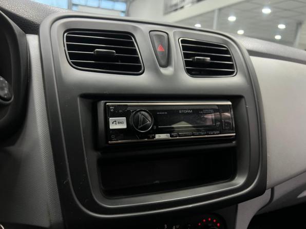 Renault Sandero II с пробегом 2015 года, цена 470 000 рублей, 141377 км, хэтчбек, Автокод Объявления