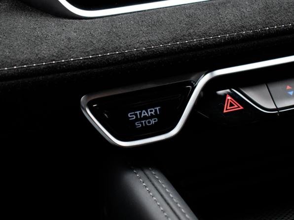 Geely Monjaro I Рестайлинг с пробегом 2024 года, цена 3 880 000 рублей, 3256 км, внедорожник, Автокод Объявления