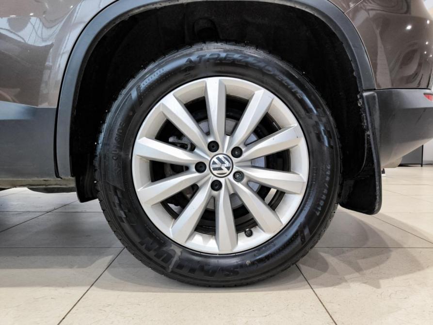 Volkswagen Tiguan I Рестайлинг Казань  - изображение 22