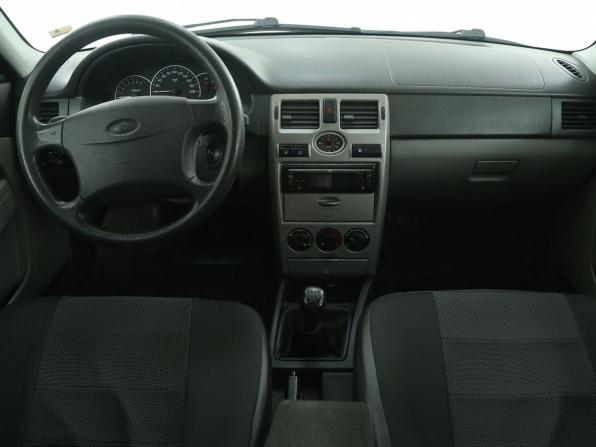 Lada (ВАЗ) Priora I с пробегом 2010 года, цена 308 000 рублей, 110500 км, универсал, Автокод Объявления
