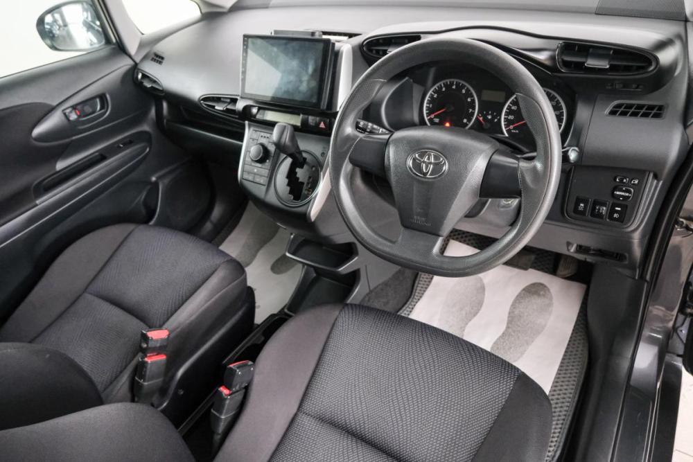 Toyota Wish II Рестайлинг Красноярск  - изображение 9