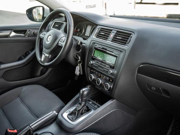 Volkswagen Jetta VI с пробегом 2013 года, цена 1 528 000 рублей, 30683 км, седан, Автокод Объявления