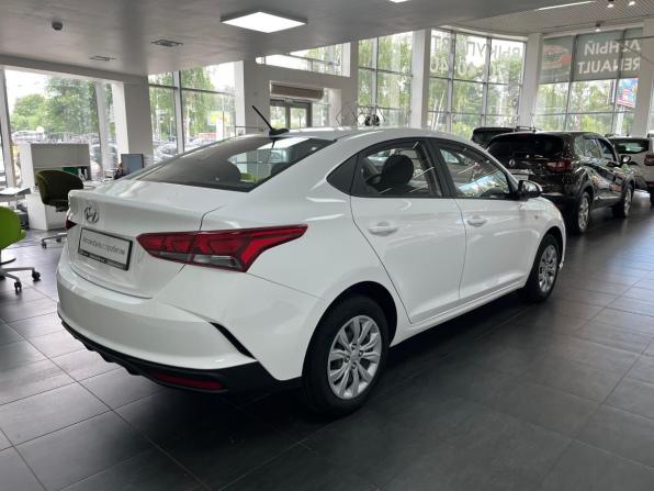 Hyundai Solaris II Рестайлинг с пробегом 2021 года, цена 1 598 000 рублей, 71472 км, седан, Автокод Объявления