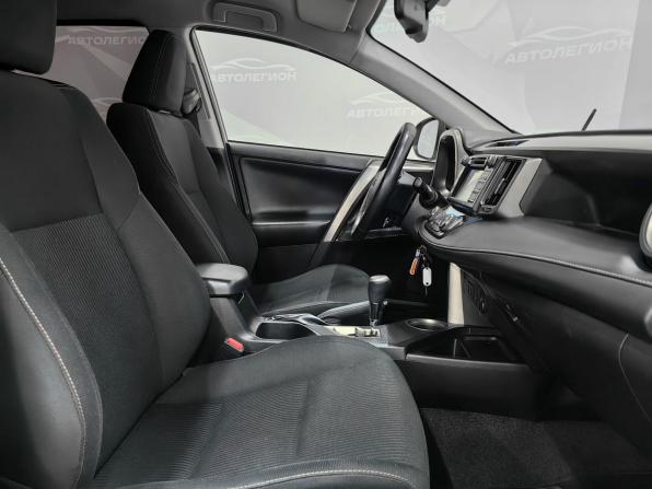 Toyota RAV4 IV (XA40) с пробегом 2013 года, цена 2 030 000 рублей, 196462 км, внедорожник, Автокод Объявления
